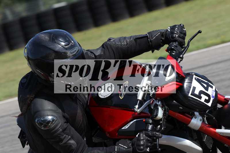 /44 09.08.2025 Plüss Moto Sport ADR/Einsteiger/54